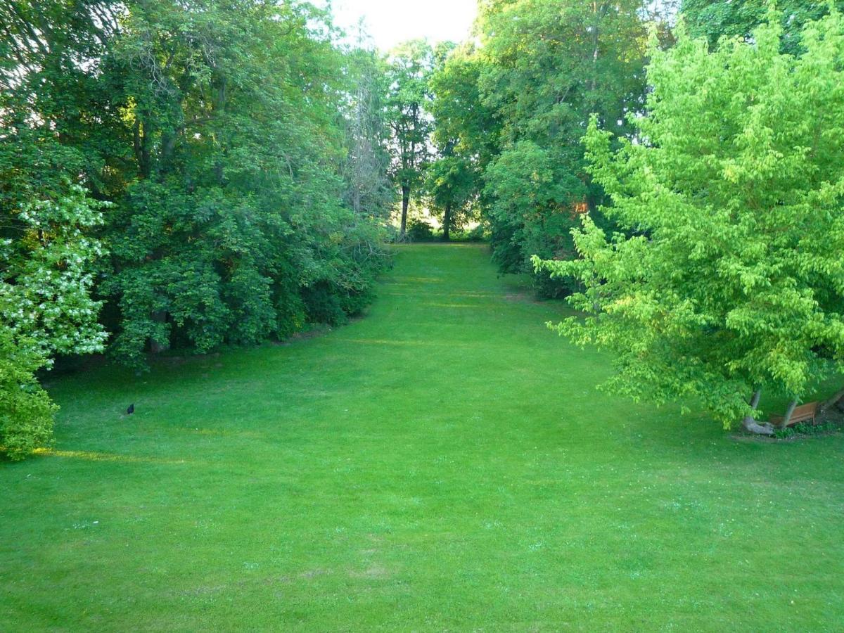 Chateau De Plessier-Roza Le Plessier-Rozainvillers Bagian luar foto